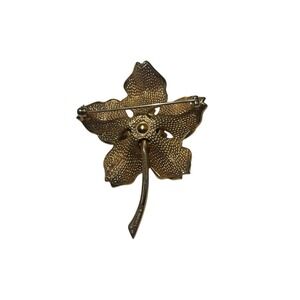 Vintage Signed Boucher Marcel Gold Tone Faux Pearl Textured Flower Brooch Pin